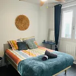 Maison Des Pins - Jardin, Calme Et - Feriehus *
