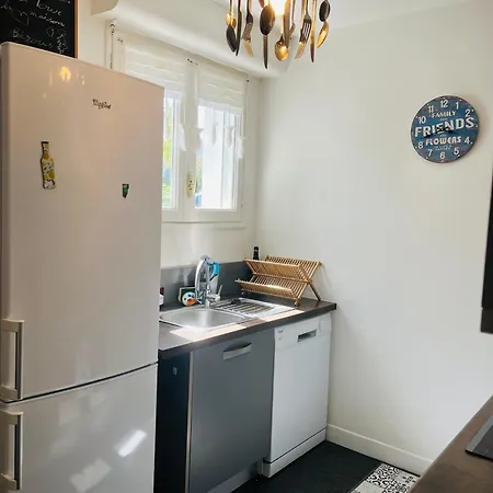 Maison Des Pins - Jardin, Calme Et -